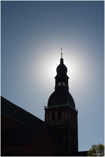 „Der Dom im Gegenlicht mit Aura ?.“