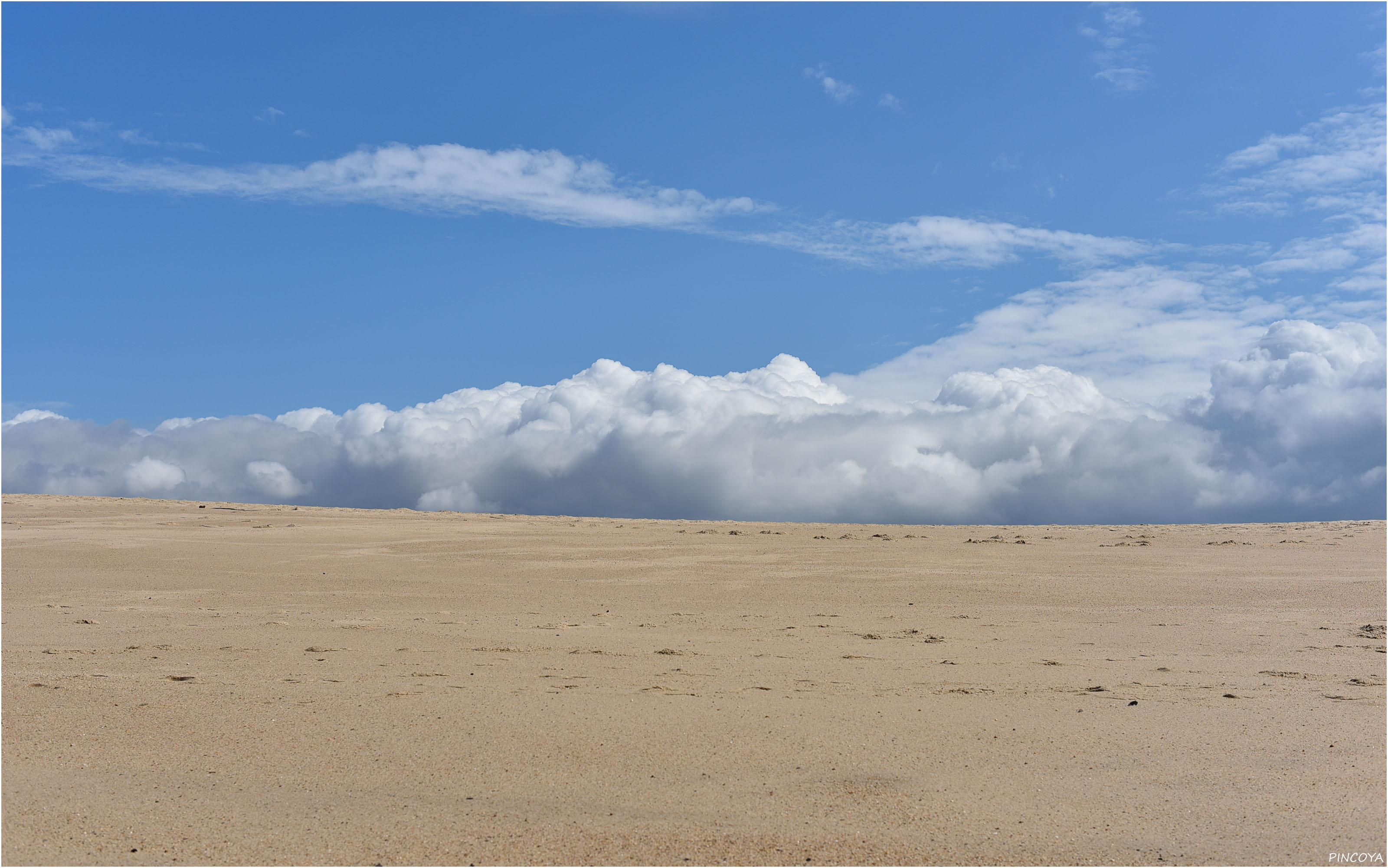 „Wolken über Düne“