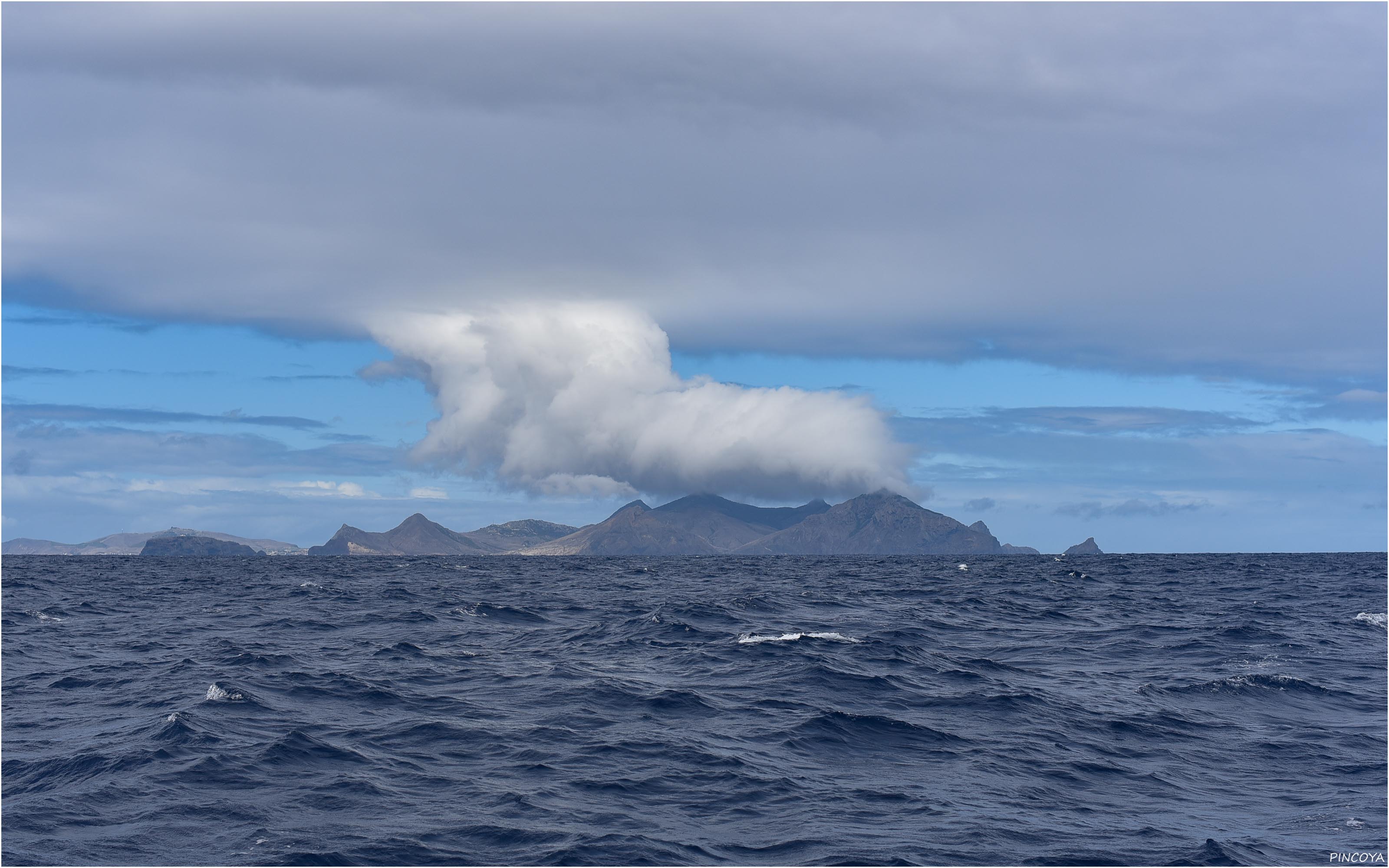 „Oder doch La Palma? p.s. für später 🤓, auf La Palma spukt gerade der Vulkan Cumbre Vieja Rauch, Asche und Lava.“