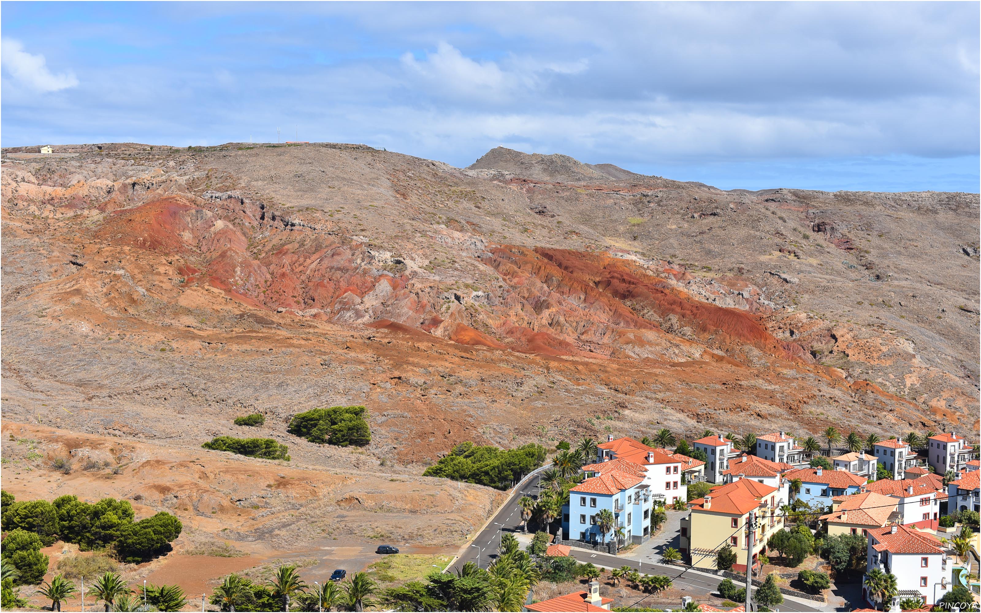 „Der »Rote Berg« liegt direkt hinter dem Resort Quinta do Lorde“