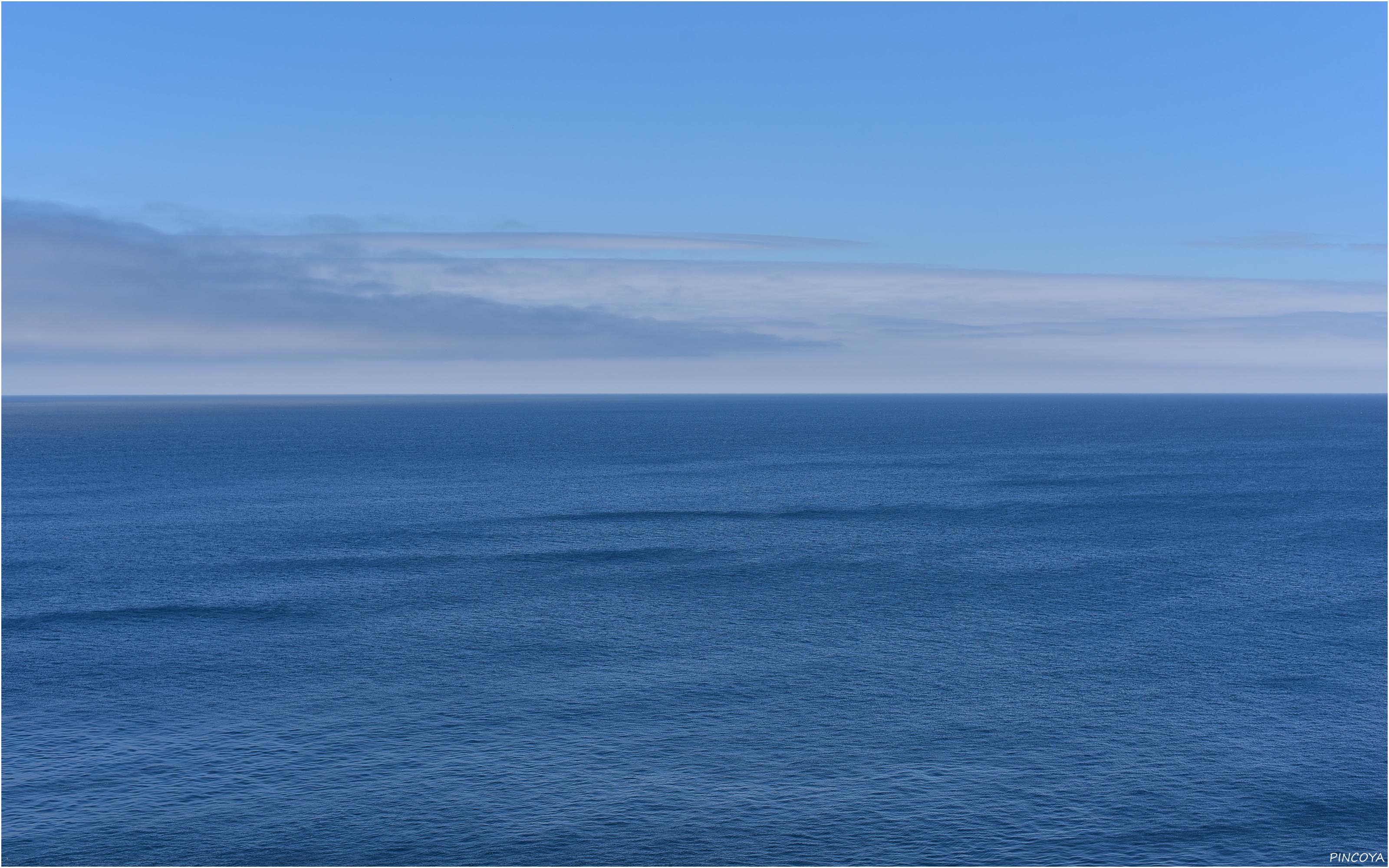 „Das Blau des Blauwassersegelns ... hinter dem Horizont liegt Sao Miguel.“