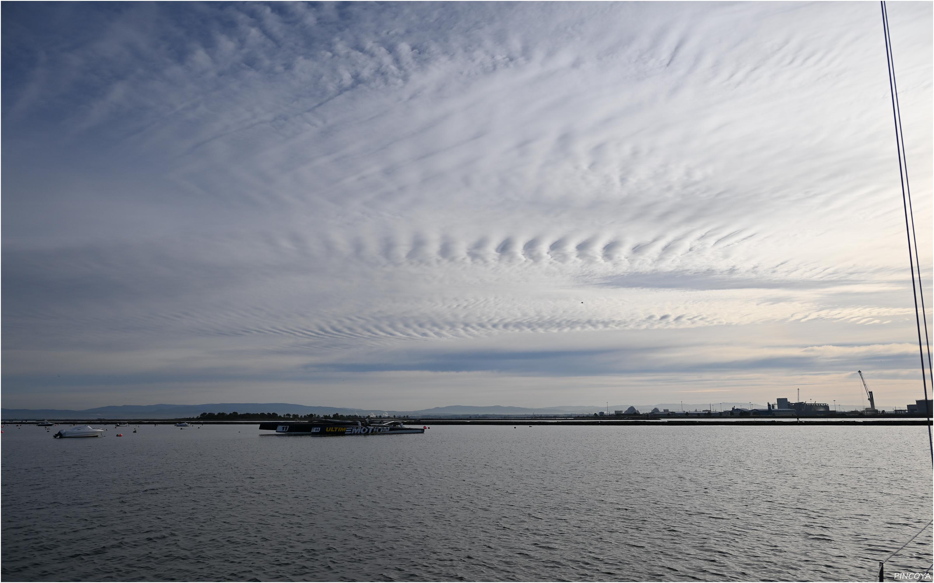 „Wolkenwellen ...“