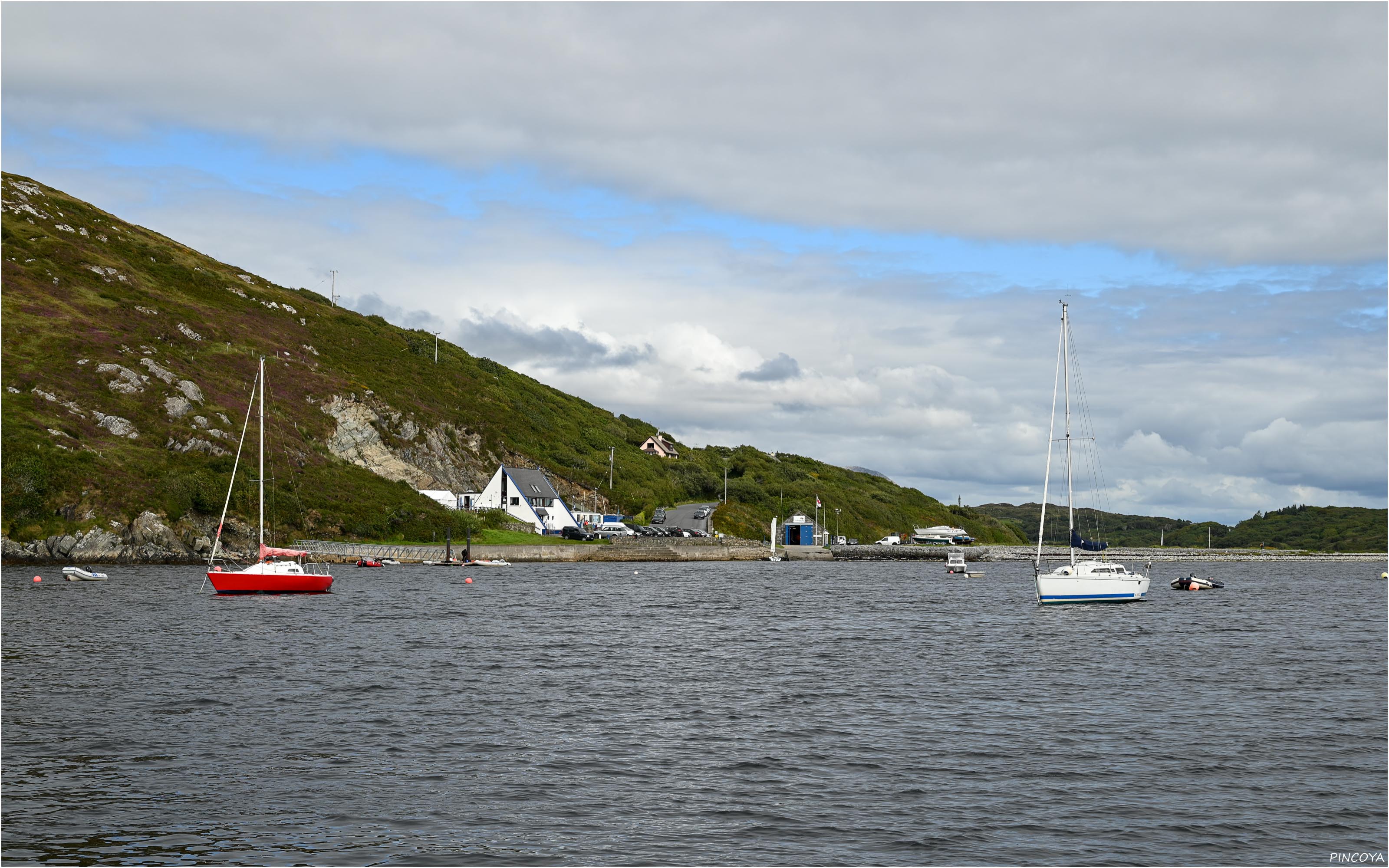 „Der Clifden Boats Club, bei Hochwasser“