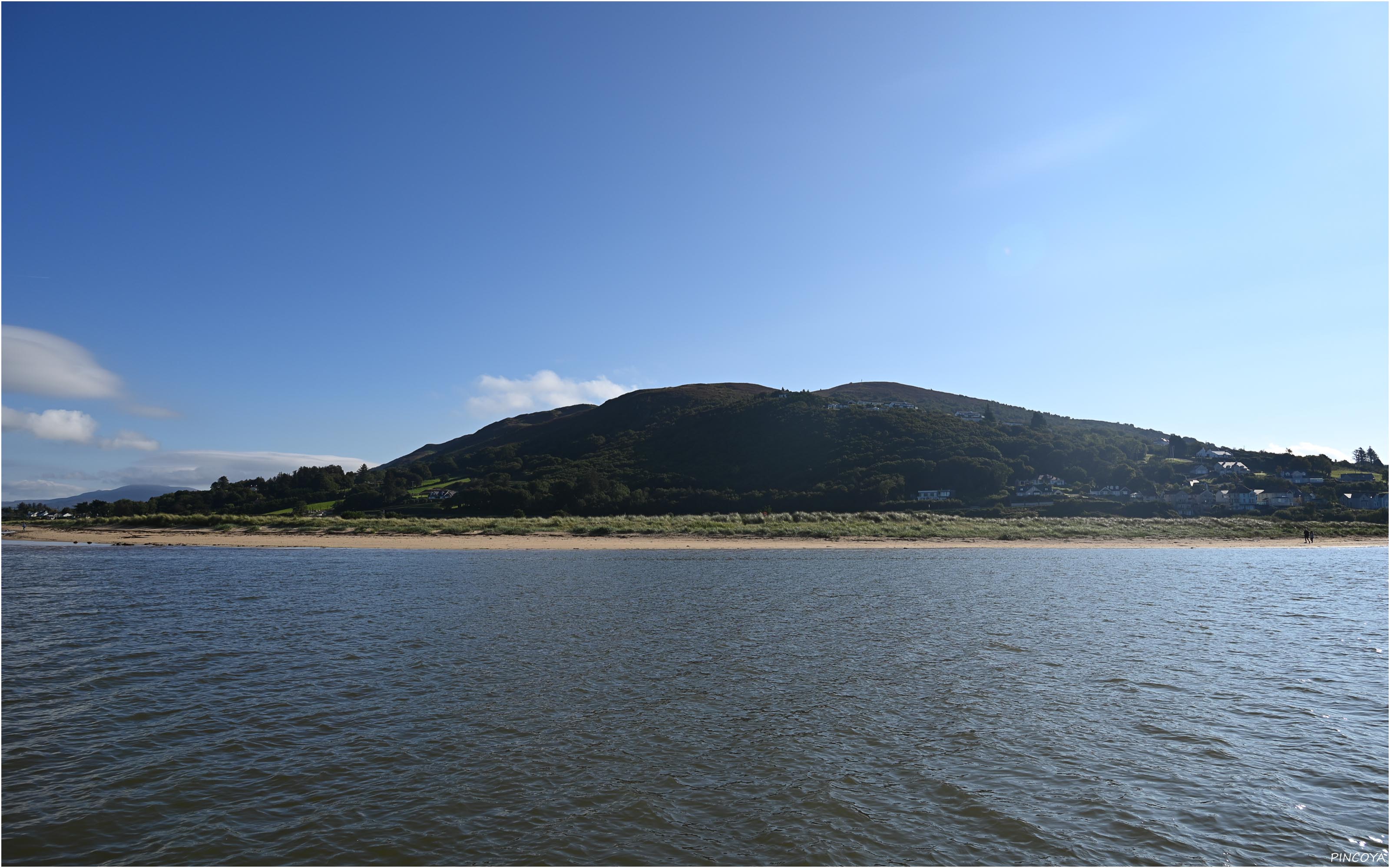 „Der Strand vor der Marina, bei Niedrigwasser machen wir dort einen Spaziergang.“