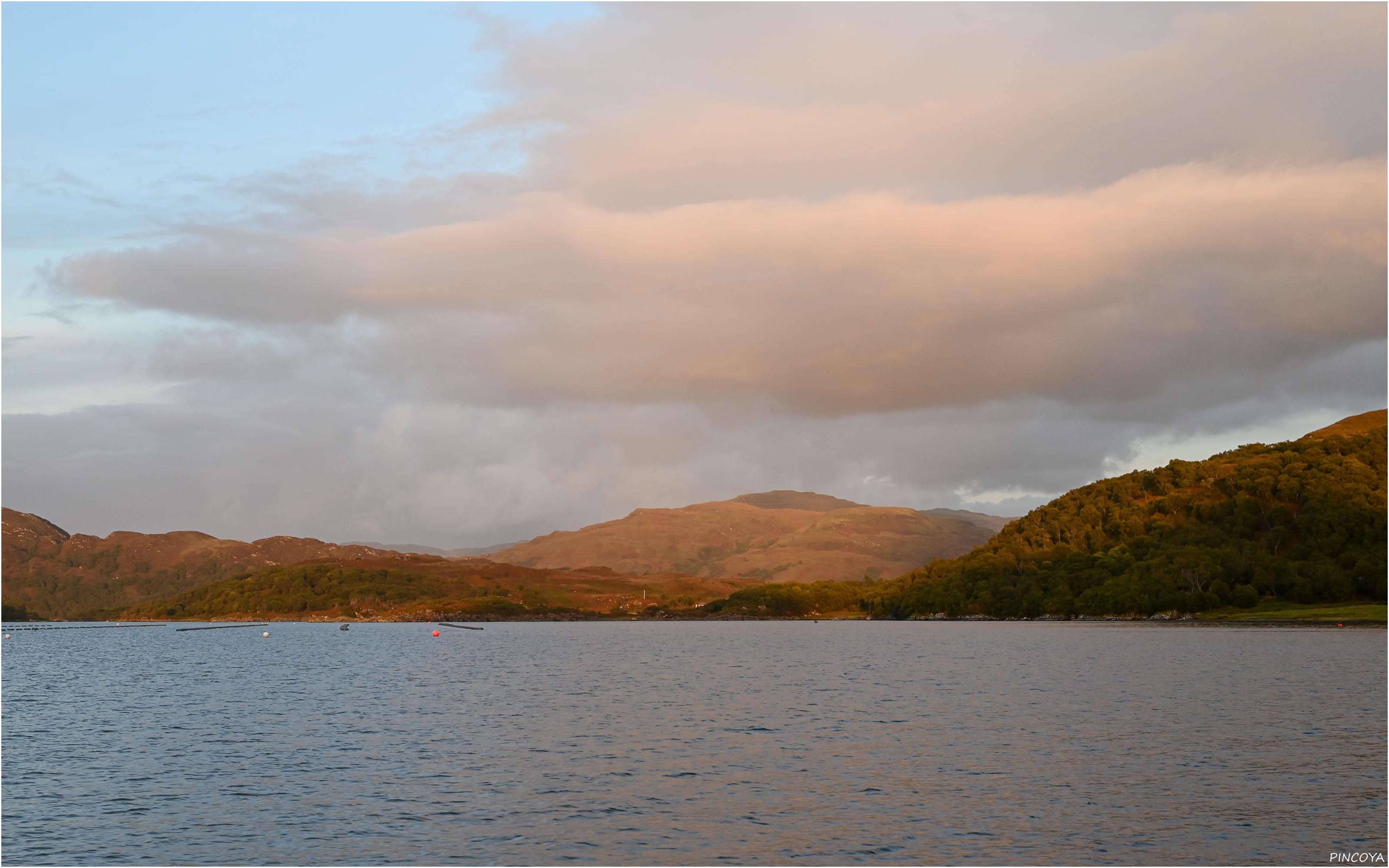 „Ein erster Vorgeschmack auf die Abendstimmungen im Loch Na Droma Buidhe“